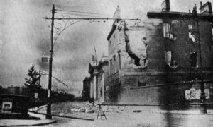 The Four Courts in ruins after the battle.