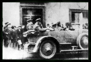 Collins convoy on its way to Beal na mBlath.