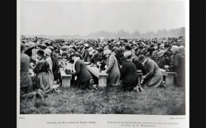 The huge open air mass at Dublin's Phoenix Park.